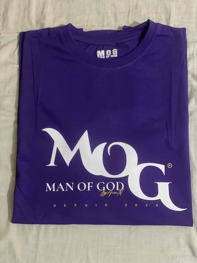 Tee-shirts  MAN OF GOD