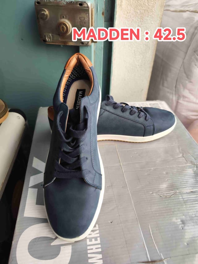 Des chaussures importer