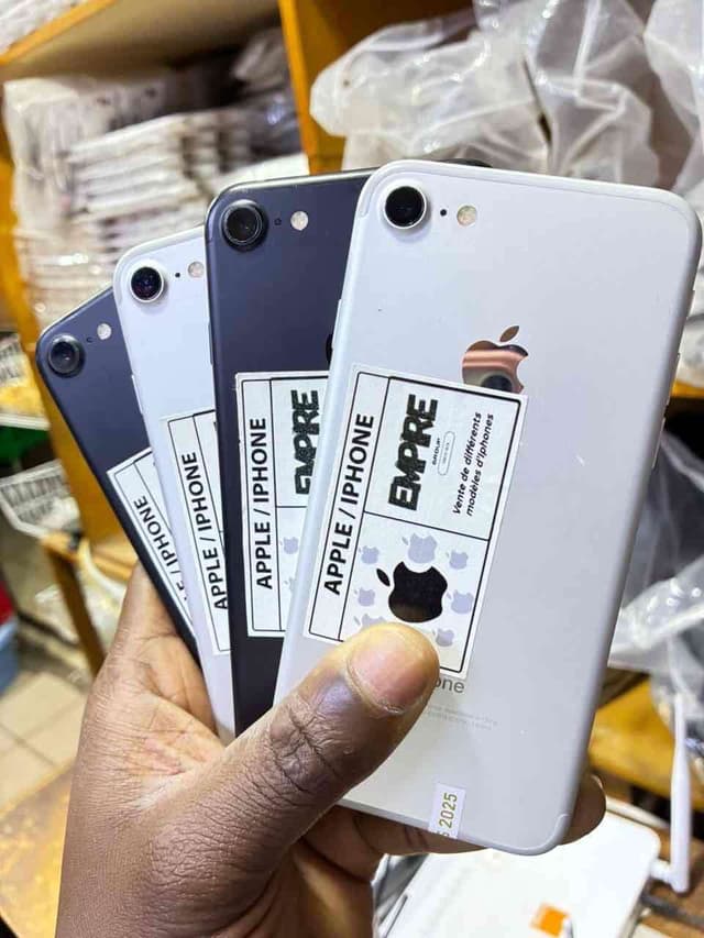 iPhone 7 simple Casi neuf