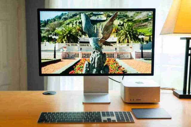 APPLE STUDIO DISPLAY + MAC STUDIO M2 ULTRA – PACK CRÉATIF ULTIME