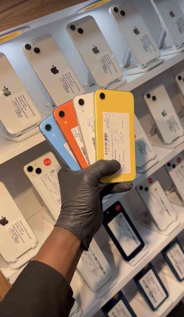 iPhone XR