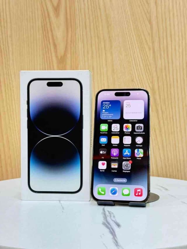 Promo iPhone 14 pro quasi neuf avec carton