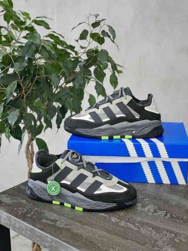 Vente de chaussures haute qualité testé reste