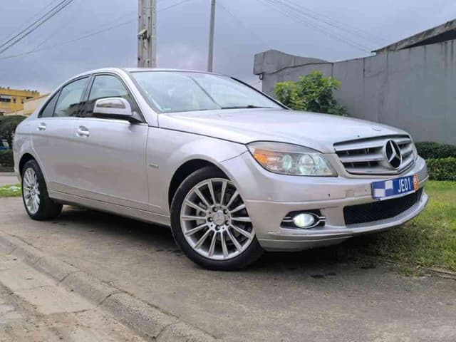MERCEDES C200