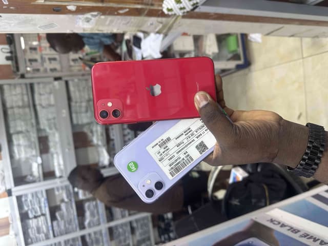 iPHONE 11 SIMPLE 📱✅ 64GB – Quasi neuf (État 10/10)