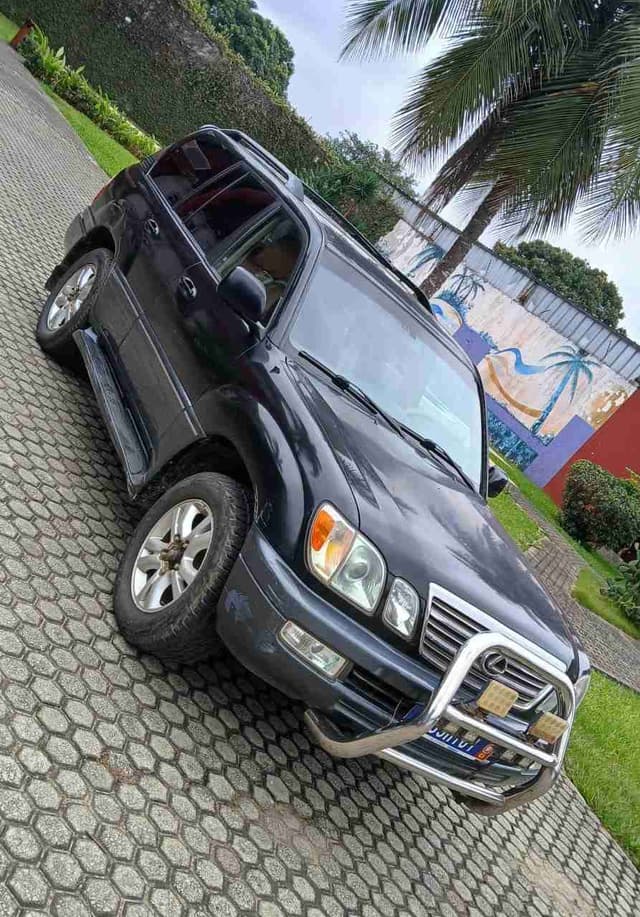 VENTE DE TOYOTA LEXUS 470