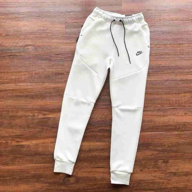 Jogging Nike tech