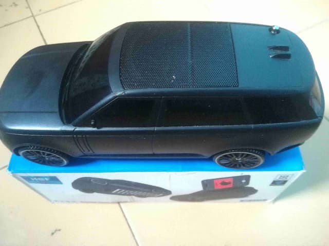 Woofer Bluetooth avec entrée de carte mémoire et câble