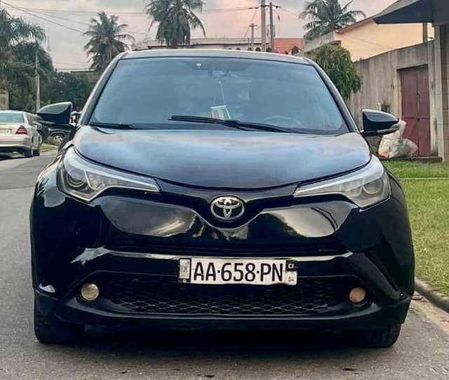 TOYOTA CHR POUR HYBRID 2017