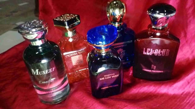 Découvrez l'élégance envoûtantes : Parfum de luxe exclusifs à découvrir