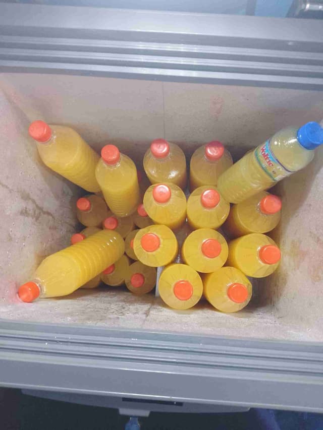Jus de fruits et friperie