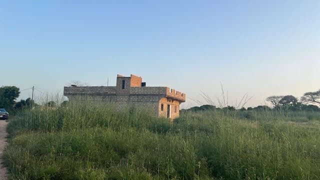 Terrain de 600 mètres carrés à vendre à Malicounda Sénégal