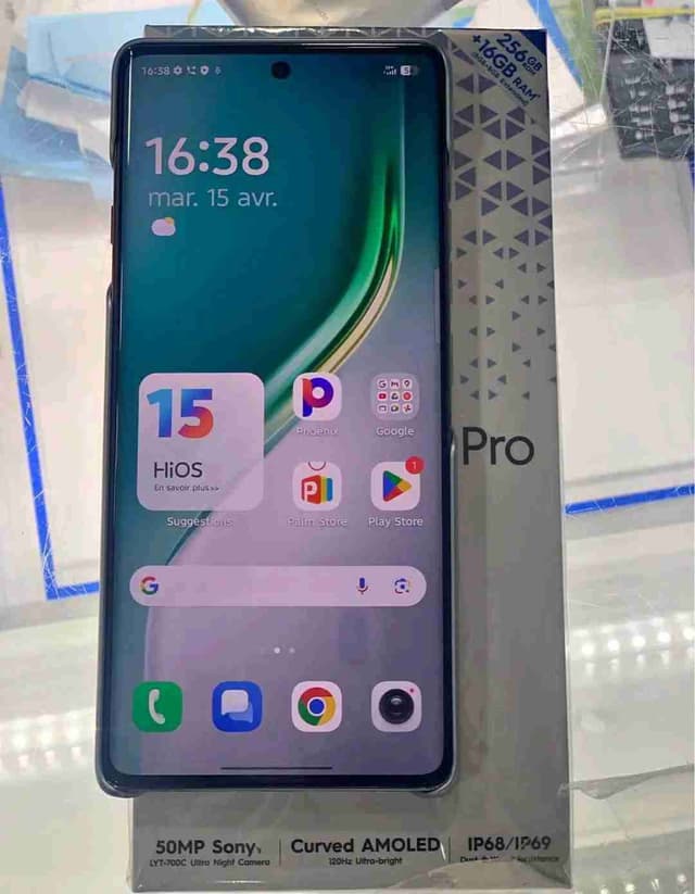 Tecno camon 40 pro