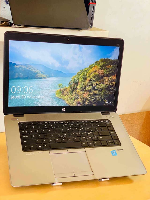 HP EliteBook  Core i5 4eme génération