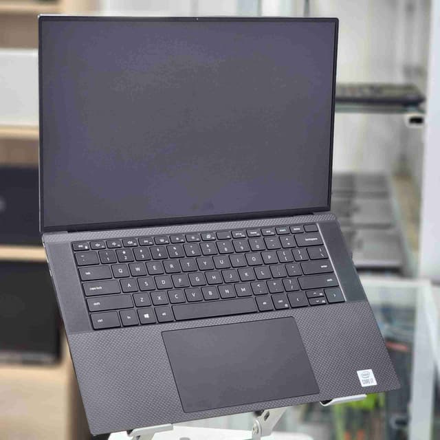 DELL Précision 5550 doté d'un processeur Core i7 vPRO 10eme génération de type "H"