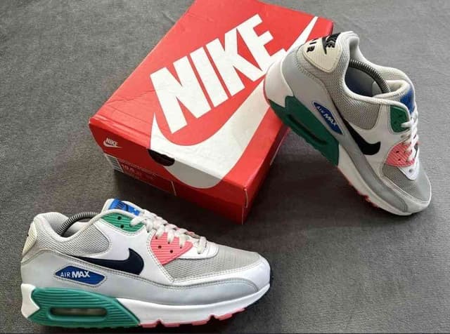 Nike air max