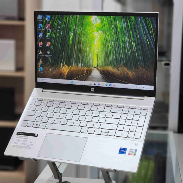 HP Pavilion Laptop 15-eg0xxx doté d'un Processeur core i7 11eme génération