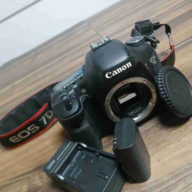 CHAP ! CHAP ! CANON 7D EN VENTE
