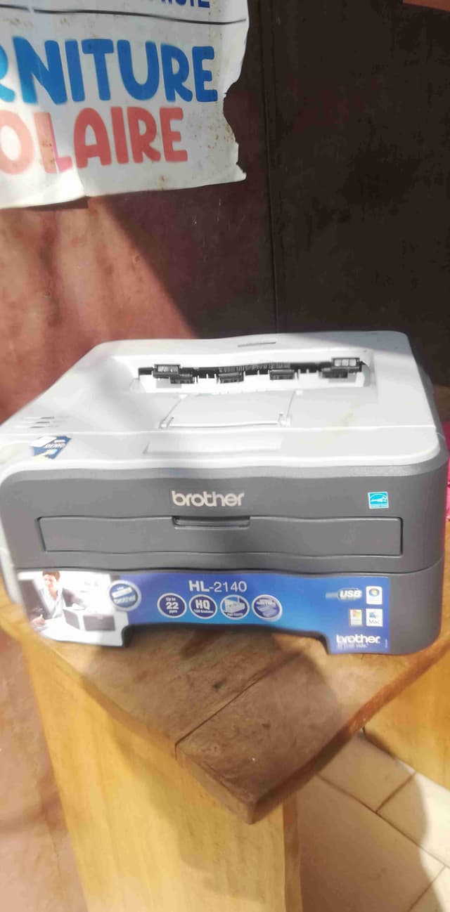 Imprimente HL-2140