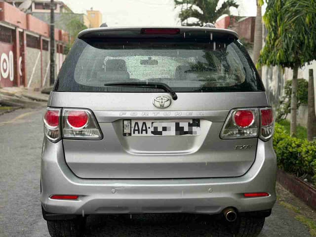 Toyota Fortuner Ex.r
