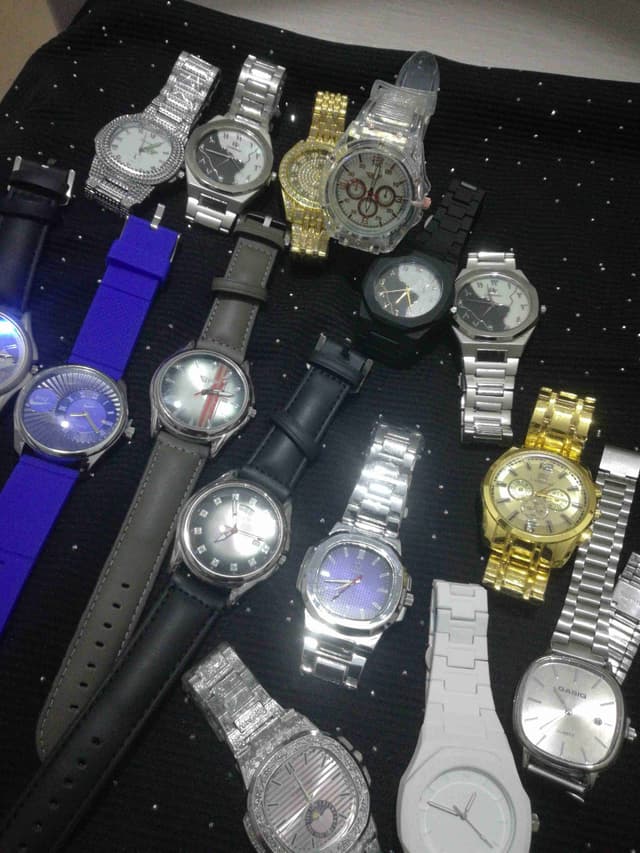 Montre friperie