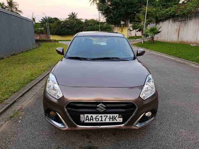 Suzuki dzire en vente