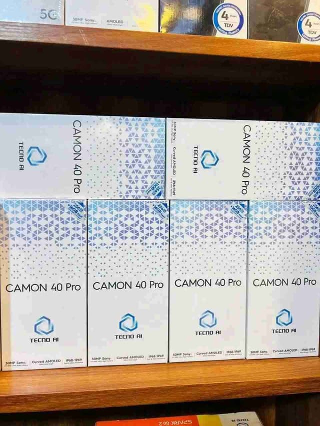 TECNO Camon 40 pro 256GB 16GB RAM