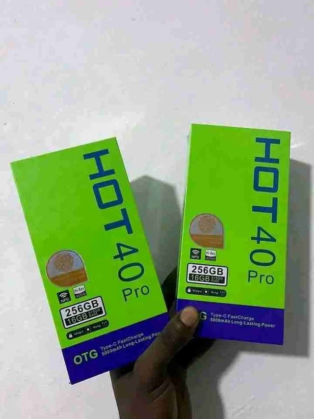 Infinix HOT 40 pro 256GB 16GB RAM