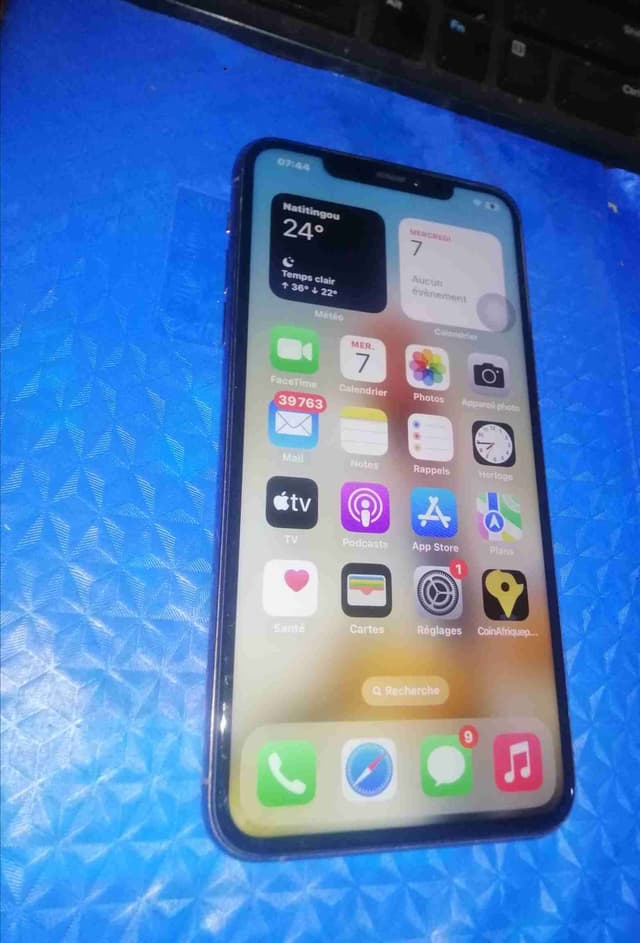 IPhone 11 pro Max GOLD 64 giga