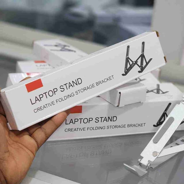 *Pose PC Laptop Stand disponible ✨**Prix 5mill*