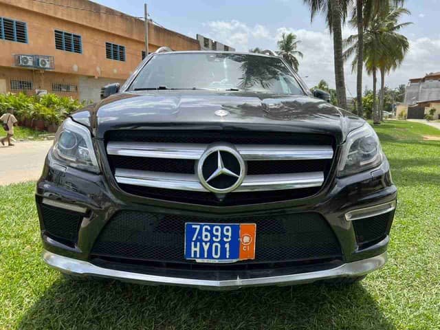MERCEDES BENZ GL550
