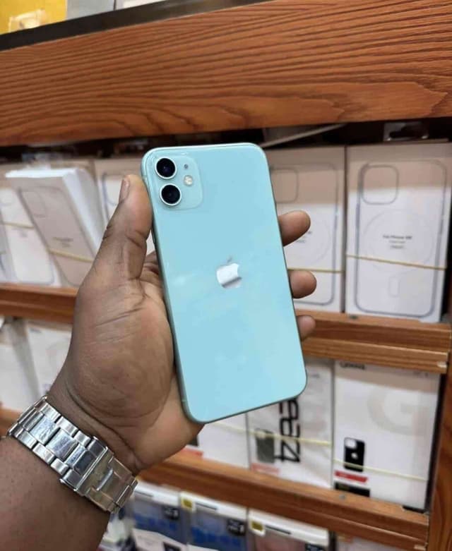 iPhone 11 64 Go