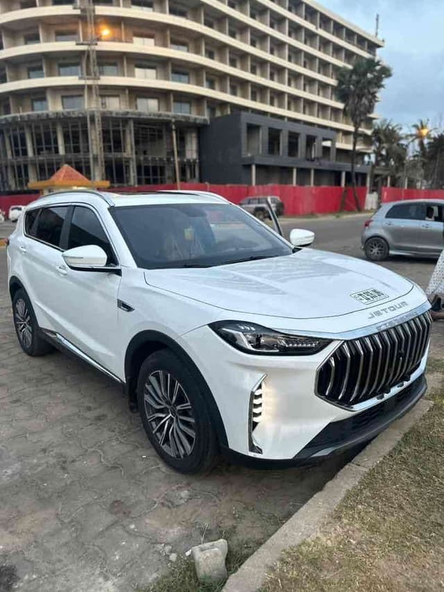 JETOUR X70 – 2023 – Automatique – Full options