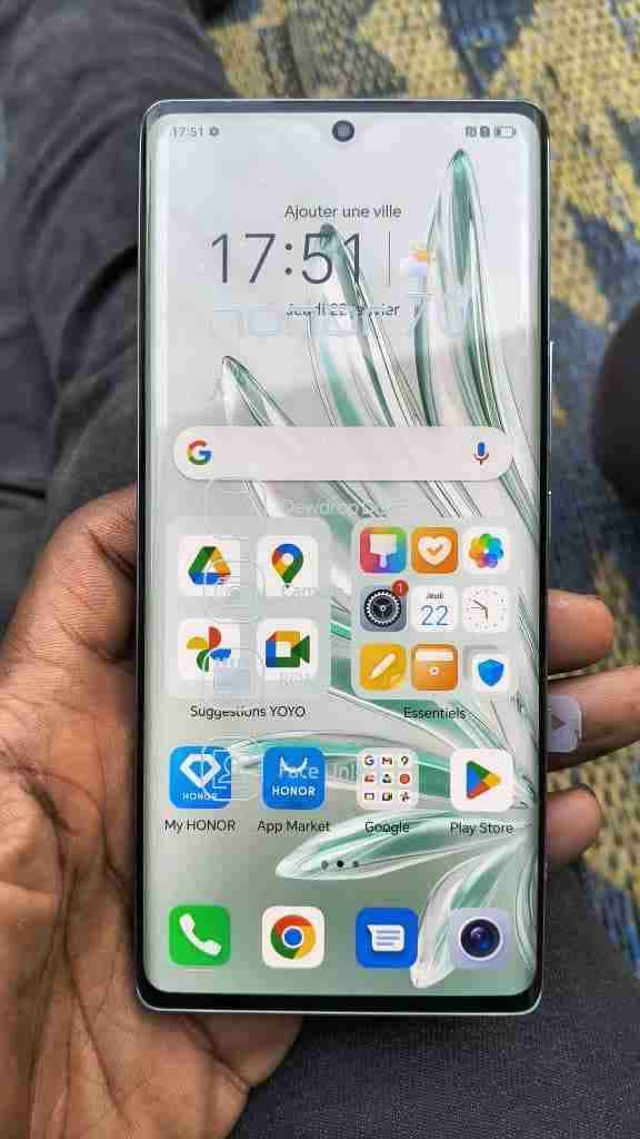 Honor 70 256GB 12GB Ram