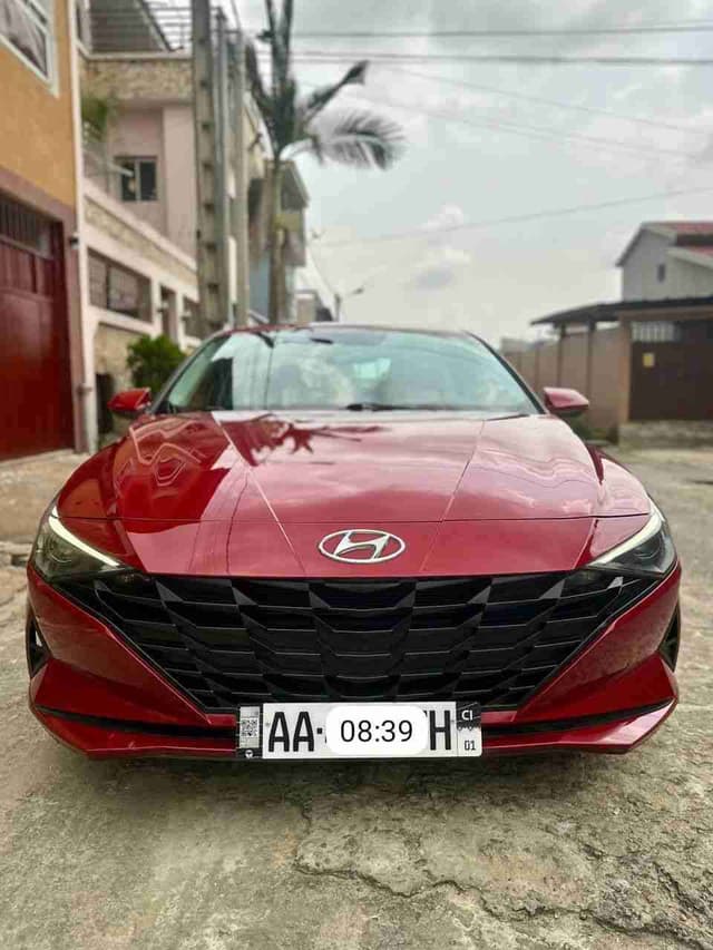 Hyundai Elantra en vente