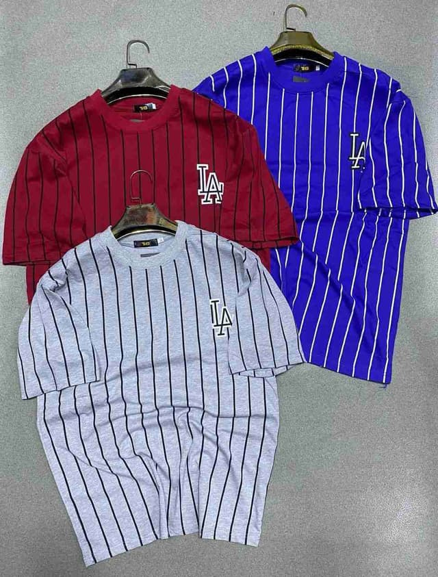 T-shirt Homme Oversize Style Baseball "LA" – Rayures Verticales – Coton Premium
