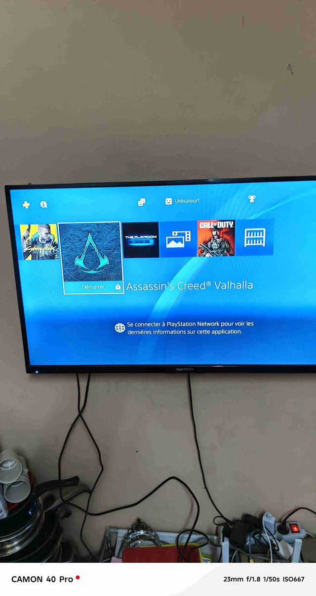 Ps4 slim 500 gigas avec une manette