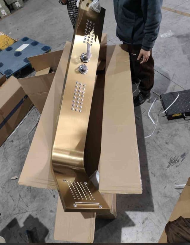 Robinet mitigeur luxe eaux chaudes eaux froides