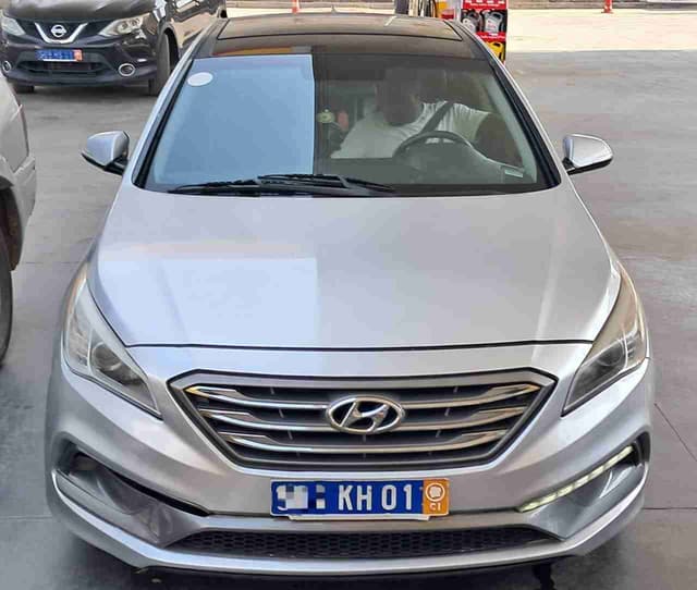 Hyundai Sonata en vente