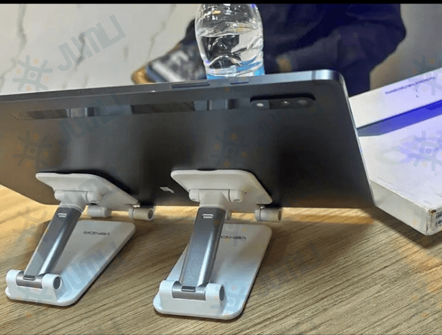 cette article s'appelle Samsung tablette s8 ultra