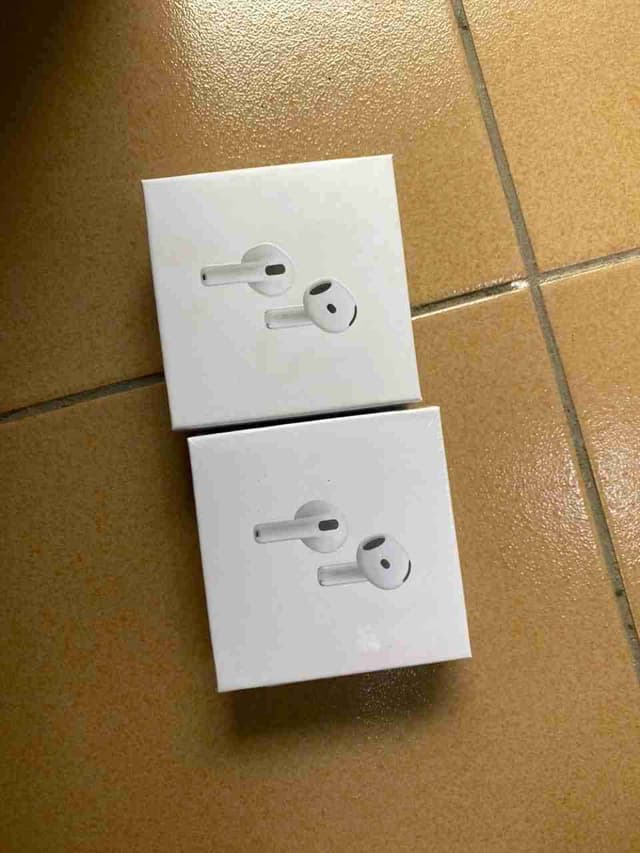 Airpod pro 4